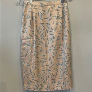 Elegant Beige Pencil Skirt with Blue Leaf Pattern silk size 8